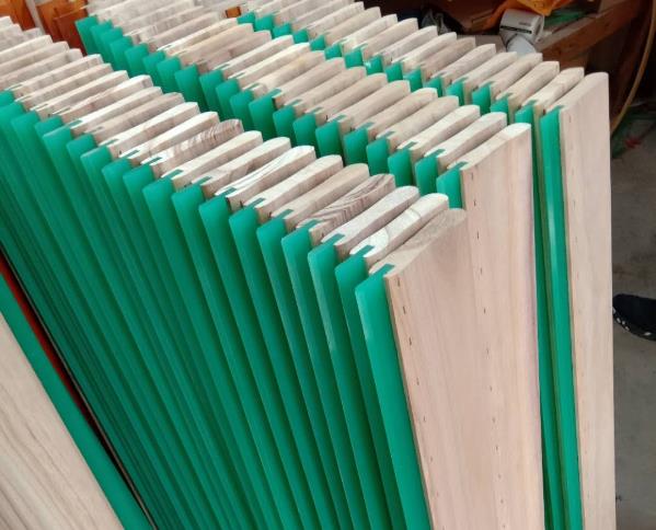 Installation of squeegee and precautions when installing